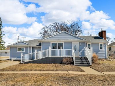 160 S Hamilton Ave, Fredericksburg, IA, 50630