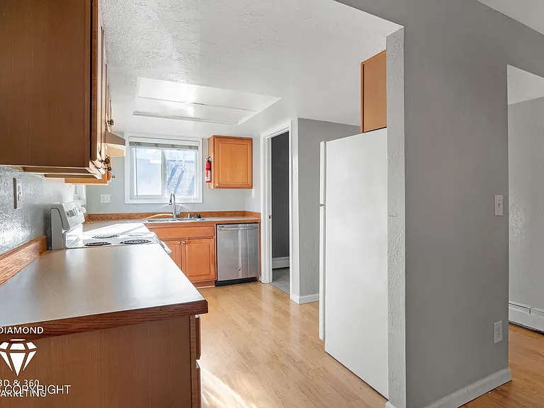 4000 Harrison St #2 — Photo 8
