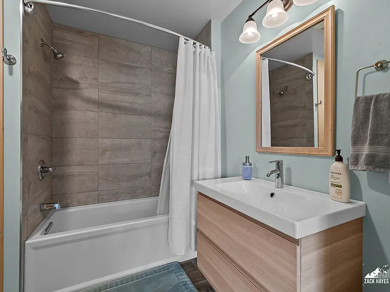 2101 Solstice Cir #1 — Photo 20