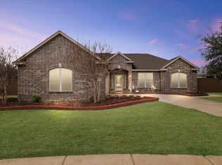 504 Ivy Ct, Red Oak, TX 75154