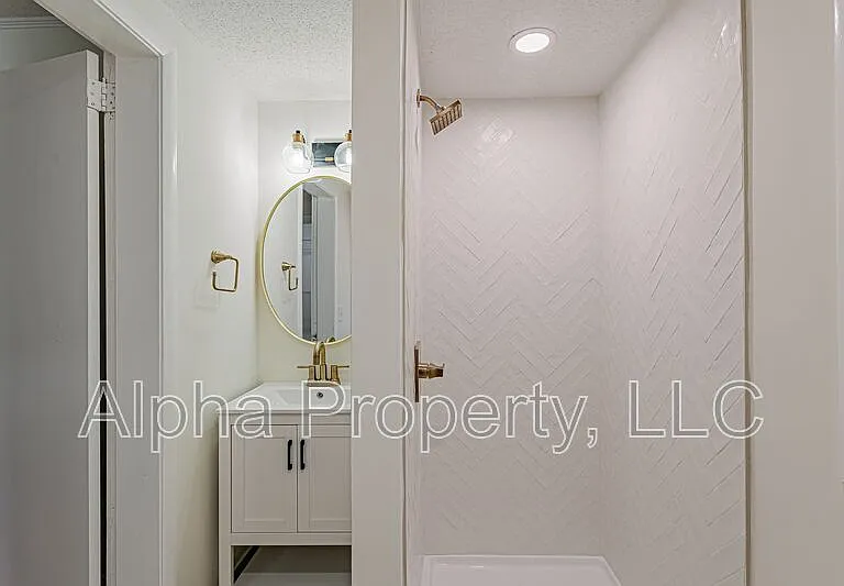 407 Cedar Lane Rd — Photo 6