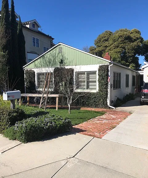 2701 Meadow St — Photo 1
