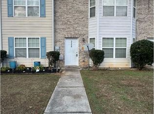 5548 Pineridge Ct, Forest Park, GA 30297