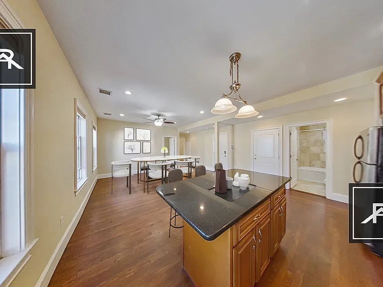 9 Carmel St #3 — Photo 2