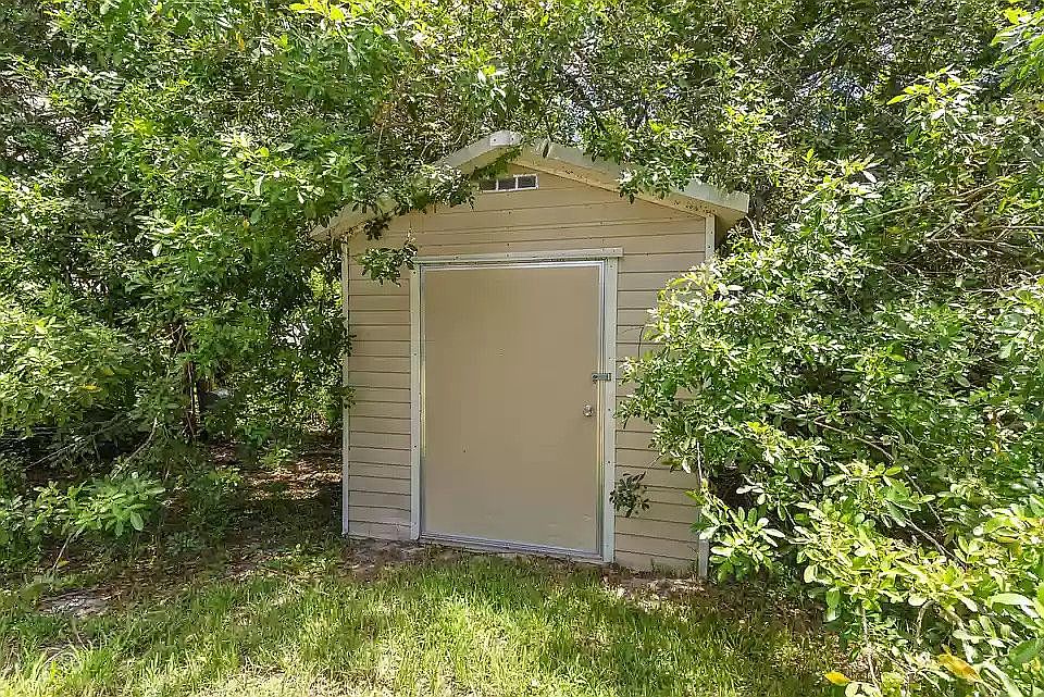 2nd image of 2449 SE Renick Ave