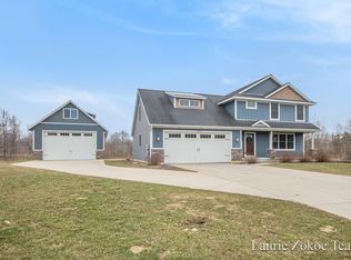 5047 Candlewood Ct, Coopersville, MI 49404