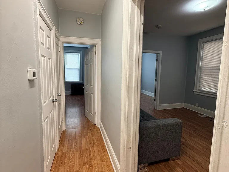 136 W 30th St #1R — Photo 3