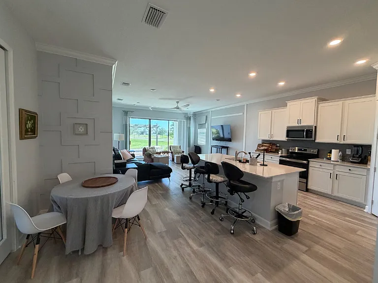 2371 Caravan Pl — Photo 8