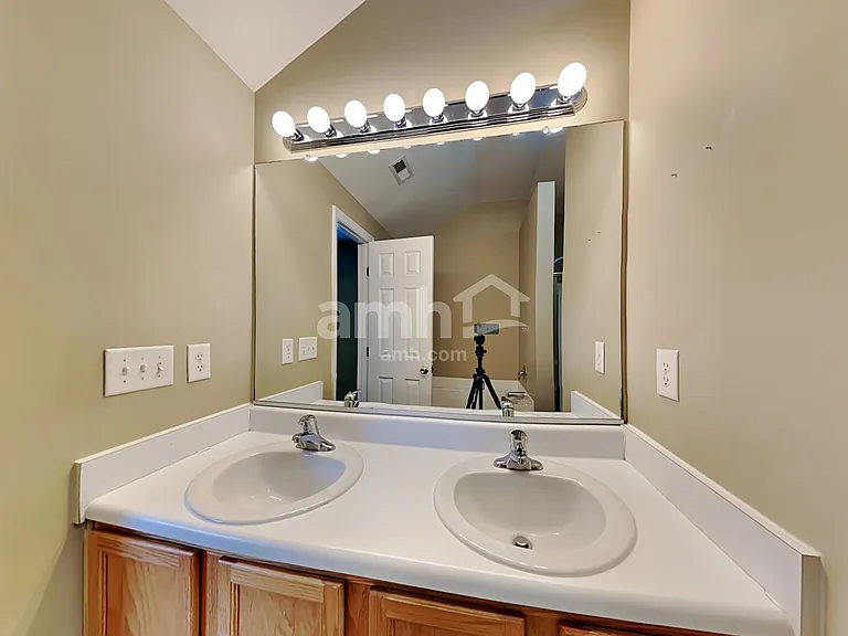 3405 Rocket Ct — Photo 14