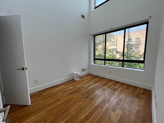 3rd image of 194 Stuyvesant Ave APT 3B