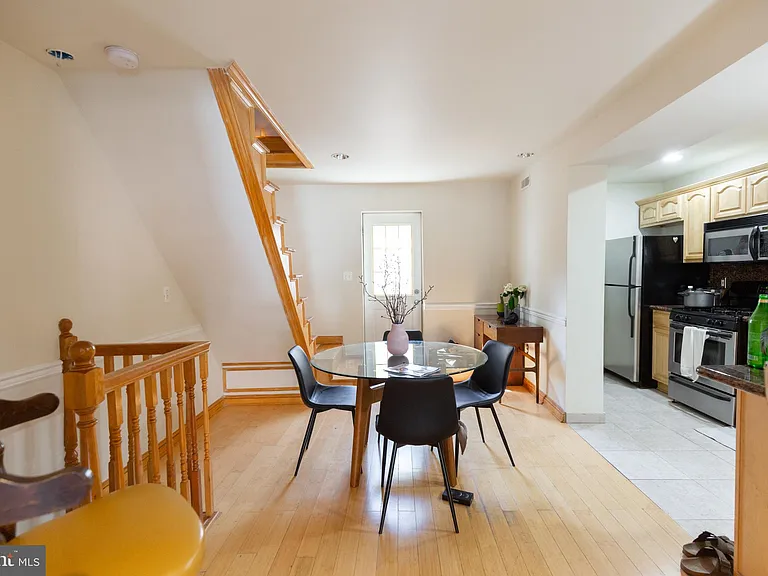 808 Gaul St — Photo 8
