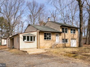 207 Cleveland Ave, Chesilhurst, NJ 08089