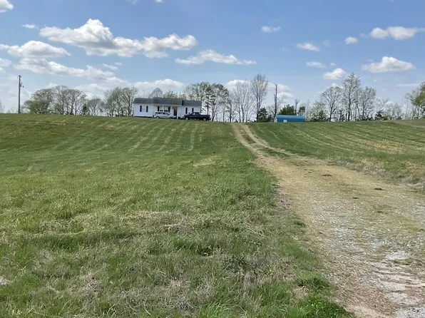 716 Tobacco Hill Rd, Red Oak, VA 23964