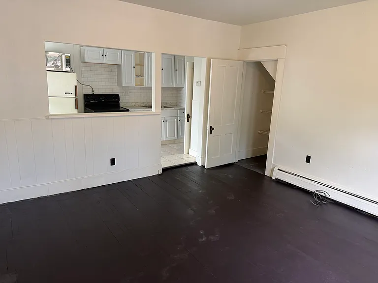 708 Union Ave #6 — Photo 1