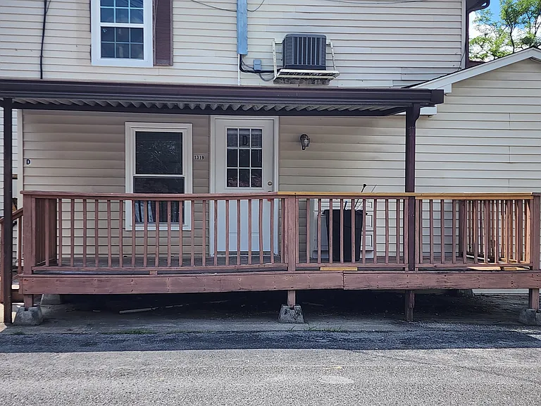1319 Autumn Ave — Photo 21