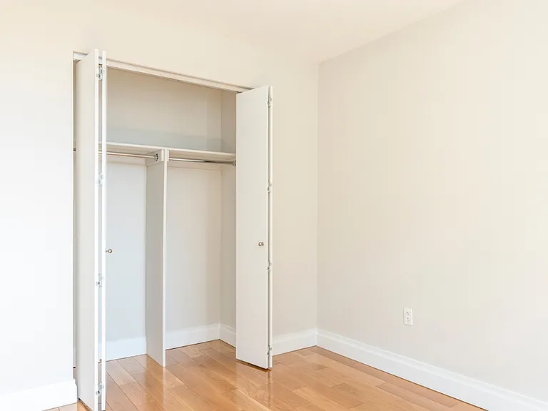 776 6th Ave #26E — Photo 5