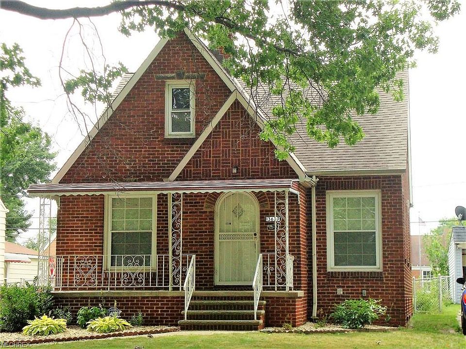 1st image of 13637 Belleshire Ave