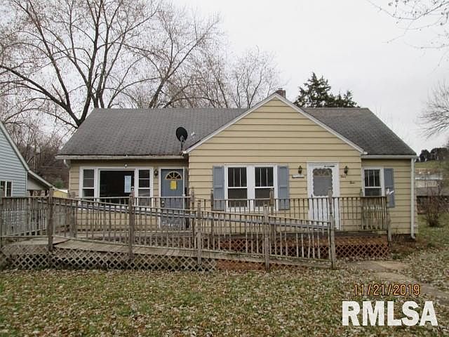 1st image of 424 3rd Ave