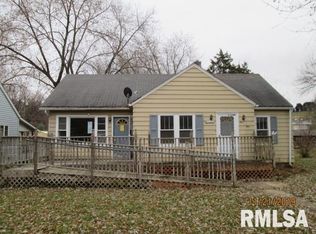424 3rd Ave, Hampton, IL 61256