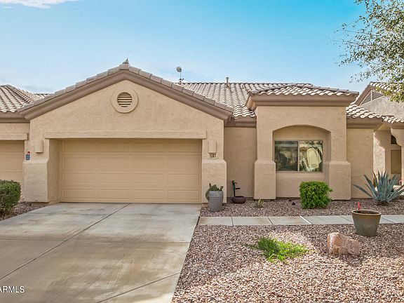 2nd image of 1587 E MANOR Drive