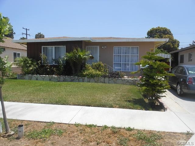Front Yard View