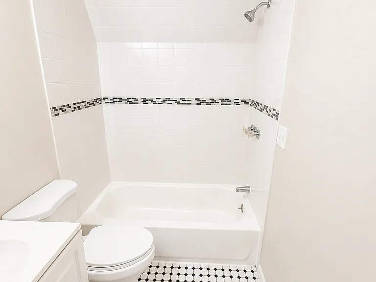 86 Stuyvesant Ave #3 — Photo 8