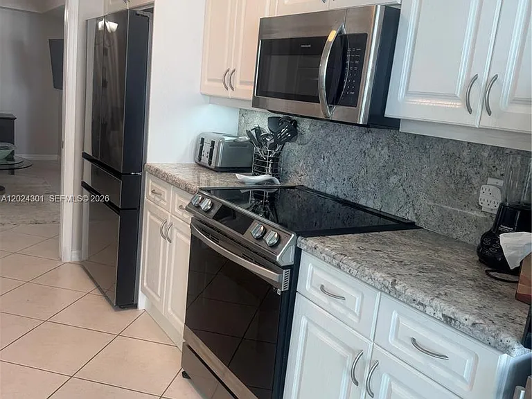 16400 Collins Ave #1242 — Photo 10