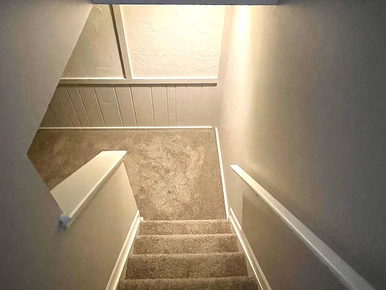 7770 Amberfalls Ct — Photo 13