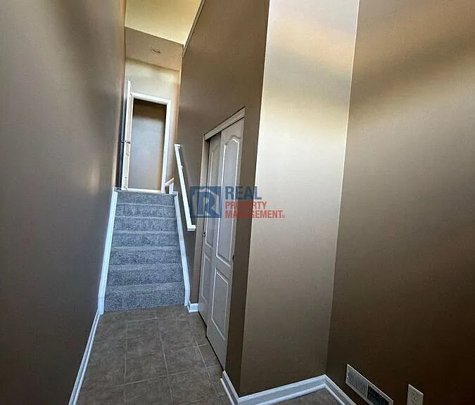 9476 Tahoe Dr — Photo 13