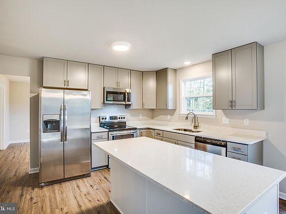 3rd image of 6 & 7 Latane Dr
