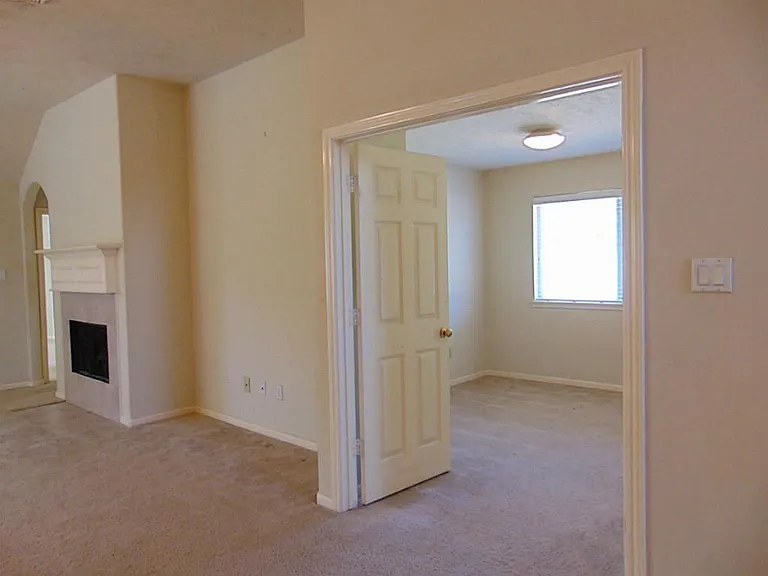 11102 Creekline Meadow Ct — Photo 8