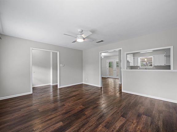 4th image of 3108 Clawson Rd
