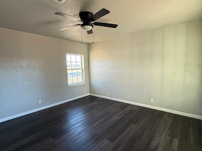801 Hickory St — Photo 11