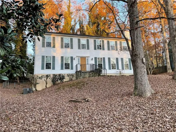 3657 Parkside Ct, Peachtree Corners, GA 30092