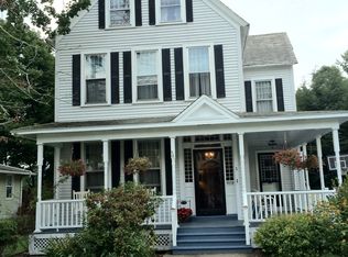 5 Locust Ave, Troy, NY 12180