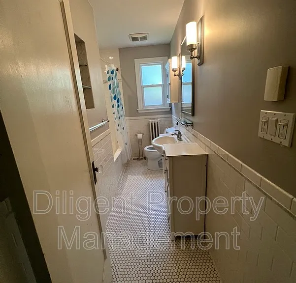642 Bolivar St #MAIN FLOOR — Photo 39