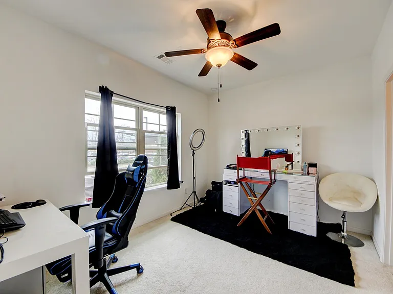 1125 Kirkland Cir — Photo 18