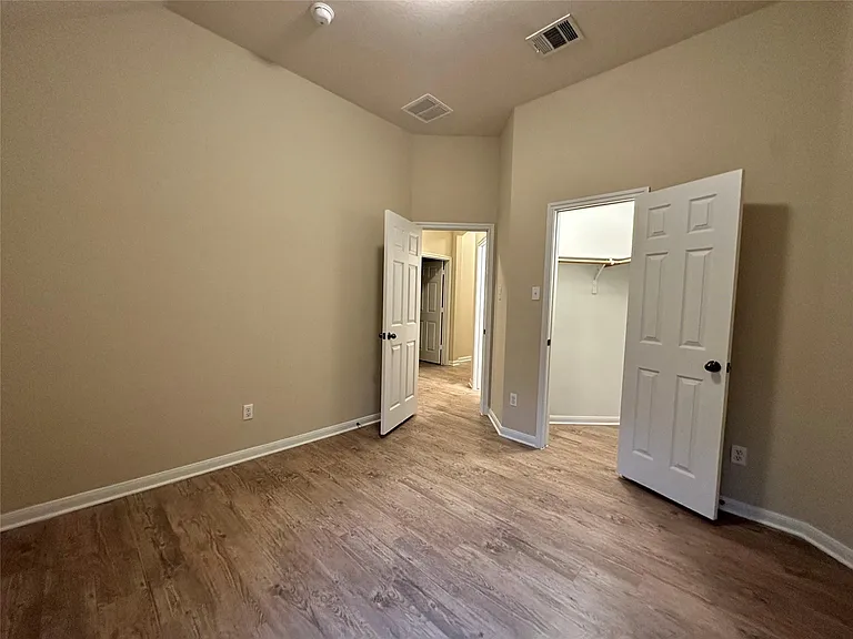 315 Sendero Ln — Photo 13