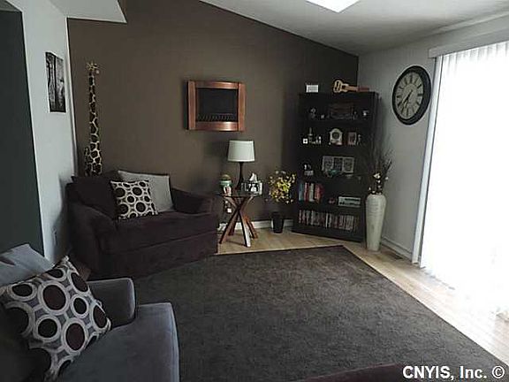 5th image of 6146 Bethlehem Ln