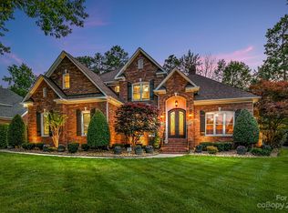 902 Bailey Ct, Matthews, NC 28104