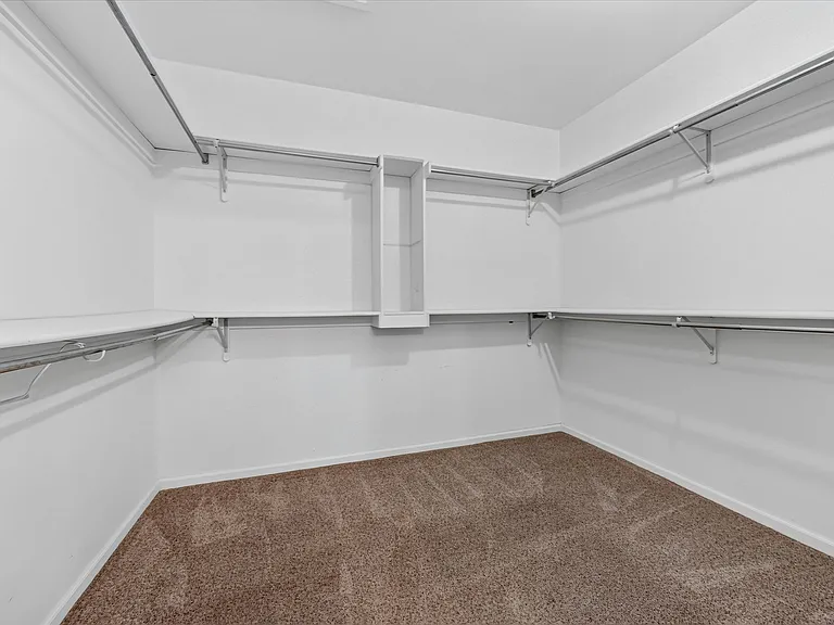3187 Turnberry Dr — Photo 20