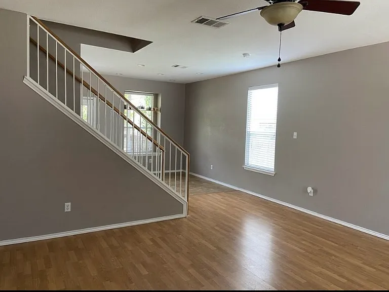 154 Picadilly Dr — Photo 4