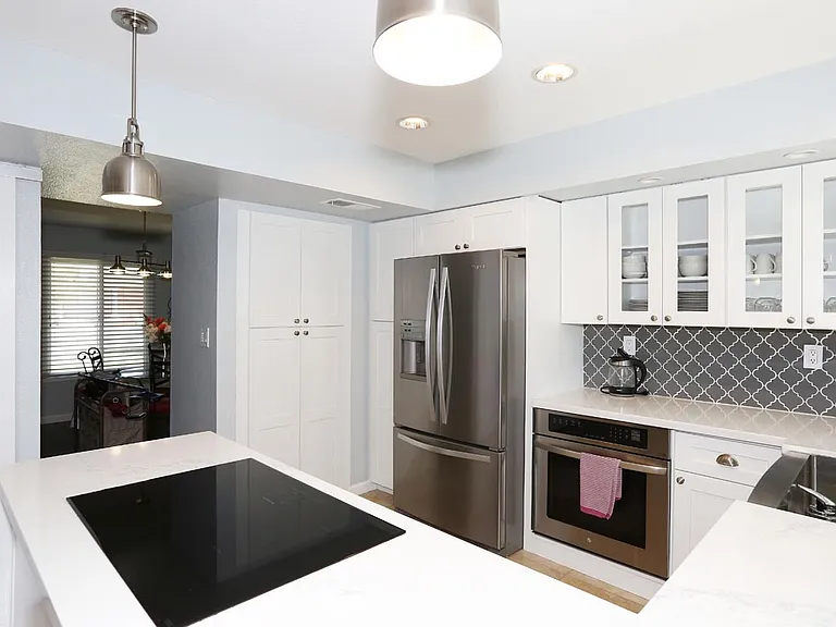 5904 N Granite Reef Rd — Photo 7