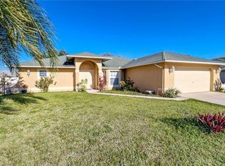 1719 SW 2nd Ave, Cape Coral, FL 33991