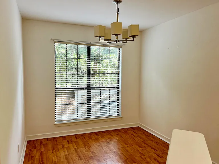 352 Sandpiper Dr #G — Photo 11