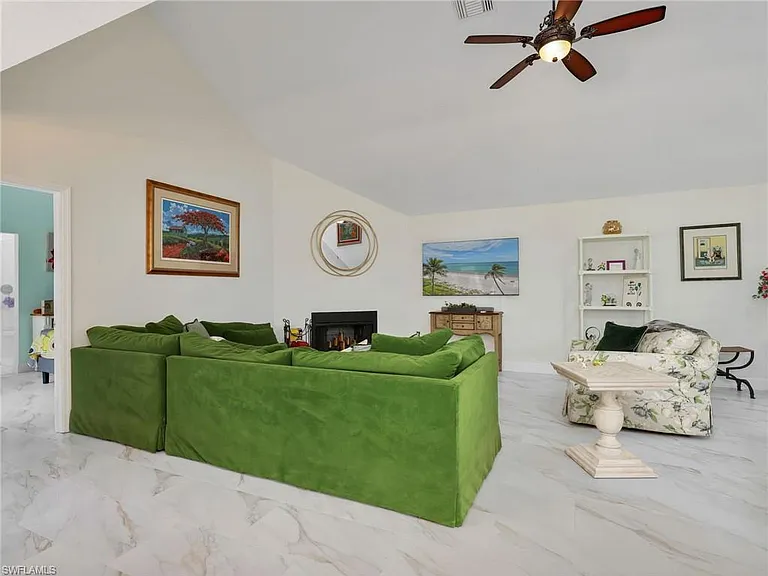 1256 Naples Lake Dr — Photo 22