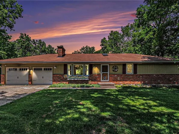 5000 NW Linden Rd, Kansas City, MO 64151