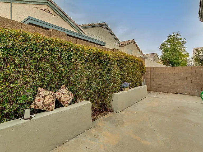 3412 E Renee Dr — Photo 24