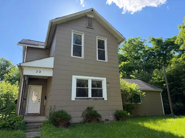 29 N 12th St, Newark, OH 43055