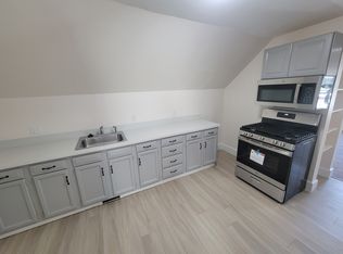 9 Bartlett St #3, Beverly, MA 01915